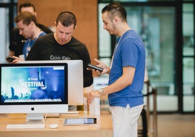 customers macs apple imac macbook air macbook pro macbook trade-in trade-in program