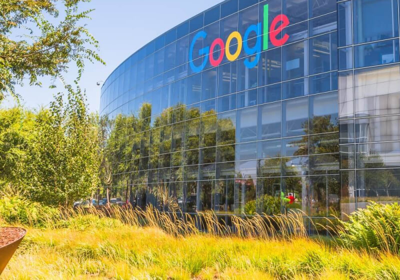Google employees can now work from home for an additional 12 months