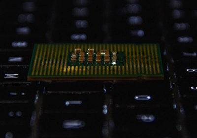 intel cpu chip semiconductor manufacturing 10nm 7nm intel xe tiger lake superfin