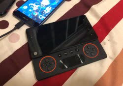 sony xperia play prototype handheld gaming playstation mobile xperia play 2