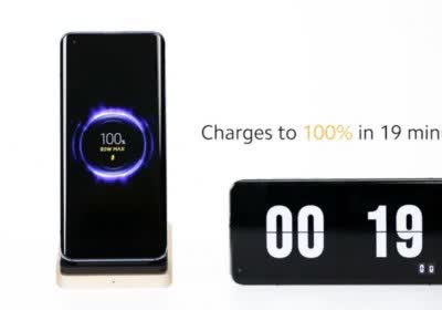 xiaomi smartphone wireless charging fast charging with video