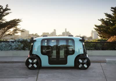 zoox amazon autonomous cars robotaxi with video