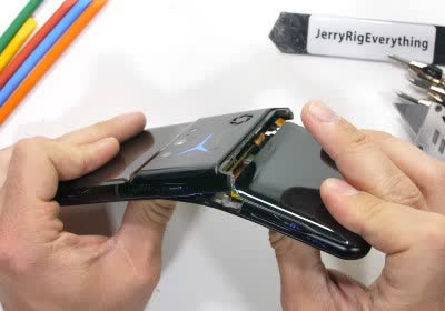 lenovo smartphone jerryrigeverything