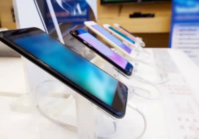 samsung apple xiaomi canalys