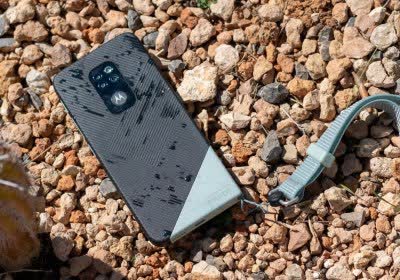 motorola bullitt motorola defy rugged phone