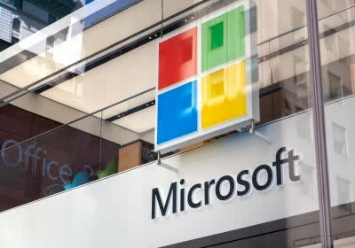 microsoft rises join apple exclusive trillion club