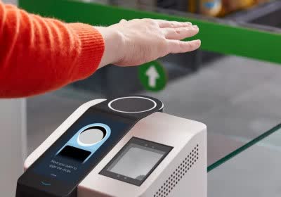 amazon biometrics amazon one palm print