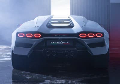 lamborghini countach hybrid