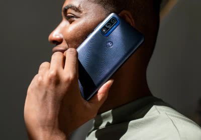 motorola budget lineup cheaper moto pure smartphone