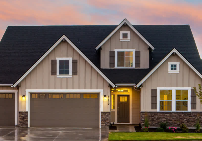 Zillow buys too many houses, now looking to offload 7,000 homes in bulk