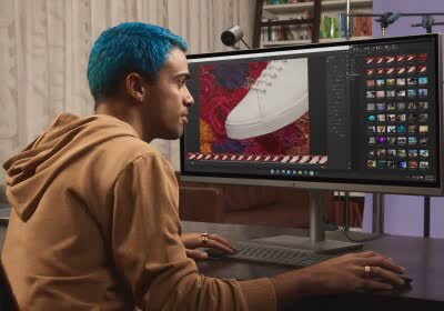 desktop hp all-in-one with video