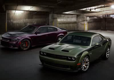 dodge bombshells charger challenger arrives electric cars dodge with video