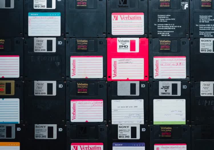 5 Ways to Connect Your Old Storage Devices to a New PC