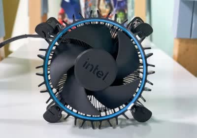 intel stock alder lake heatsink surprisingly capable cooling heatsink