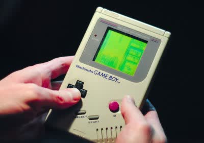 watch youtuber grand theft auto game boy modding found gta v retro gaming with video