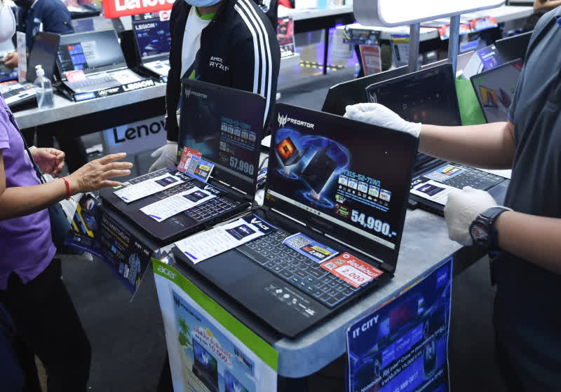 Global PC market sees 15 percent revenue boost despite notebook