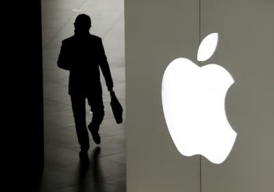 apple sues stealth startup rivos chip trade-secrets theft lawsuit soc theft intellectual property apple m1 rivos