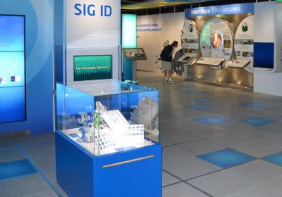 intel opens virtual museum show years tech with video