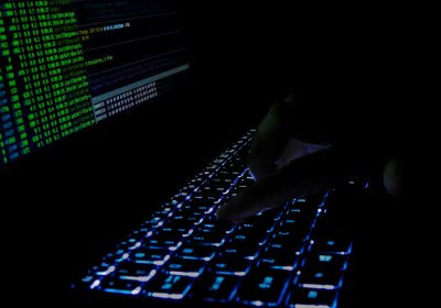 twitter hacking vulnerability data breach
