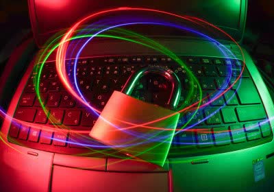israeli hacking air-gapped with video