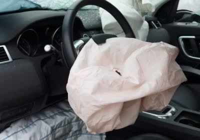 youtuber iphone safety crash iphone 14 with video