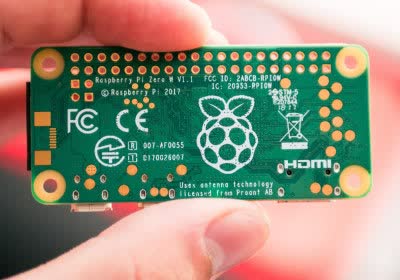 raspberry raspberry pi eben upton with video