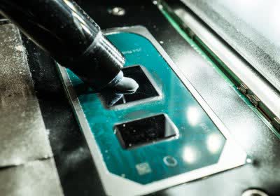 tiktoker cpu modding thermal paste