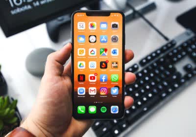 ios iphone apple plans launch headset wwdc apple mac