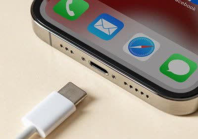 european commission apple -mfi usb-c charging charging cable usb iphone throttling