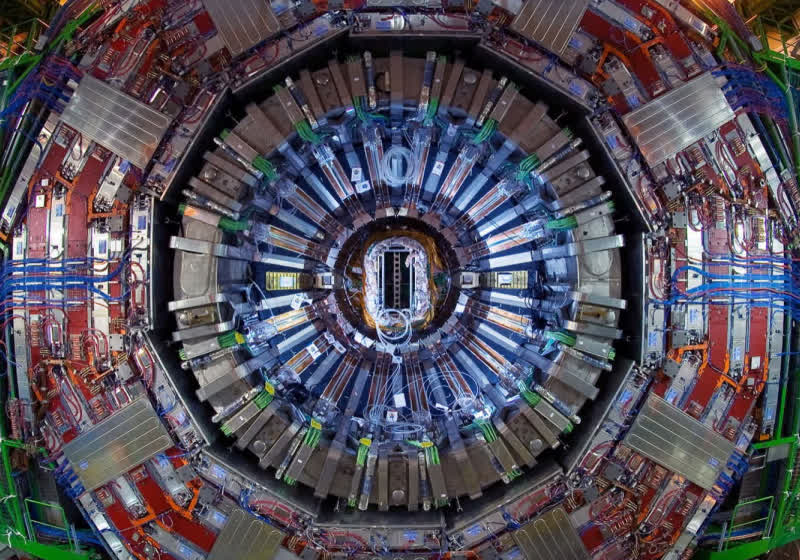 Large Hadron Collider experiments detect the first "man-made" neutrinos ...