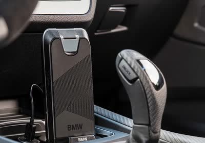 iphone bmw nfc wireless charging iphone 15