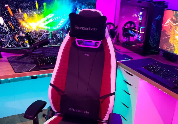 Noblechairs Legend Review: Can It Match the Secretlab Titan Evo?