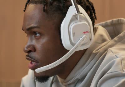 astro hdmi logitech audio headphones hdmi 2.1