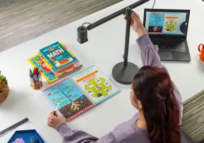 logitech webcam creators streamer with video