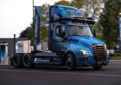 daimler autonomous vehicle self-driving trucks trucks with video