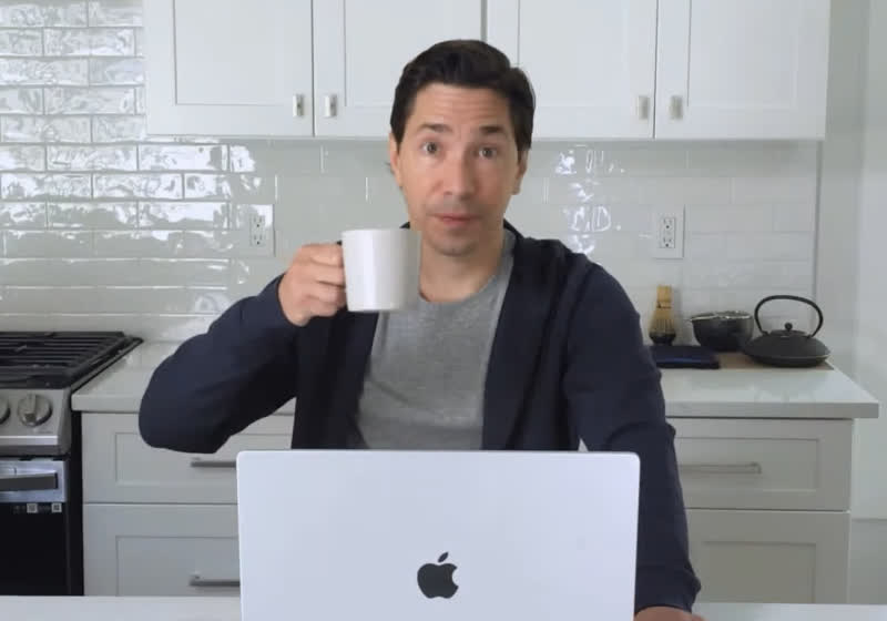 "I'm a Mac" actor grows up to promote Windows on Arm PCs for Qualcomm - Vimarsana News