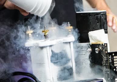 liquid nitrogen cooling