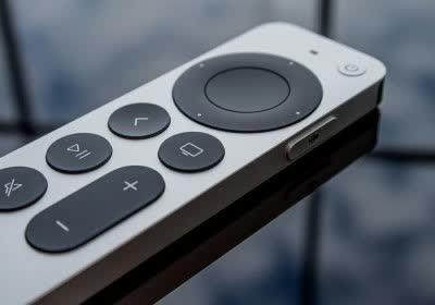 apple apparently reconsidering making tv apple tv