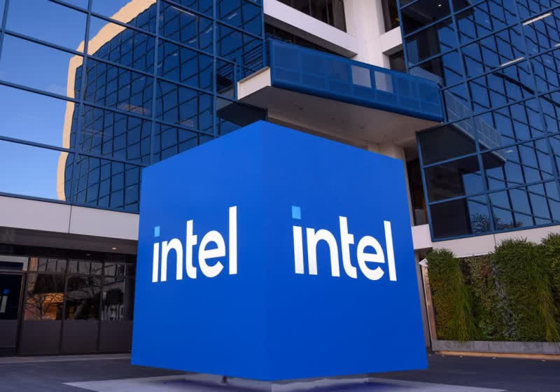 Intel breaks tradition, opens CEO search to outside candidates