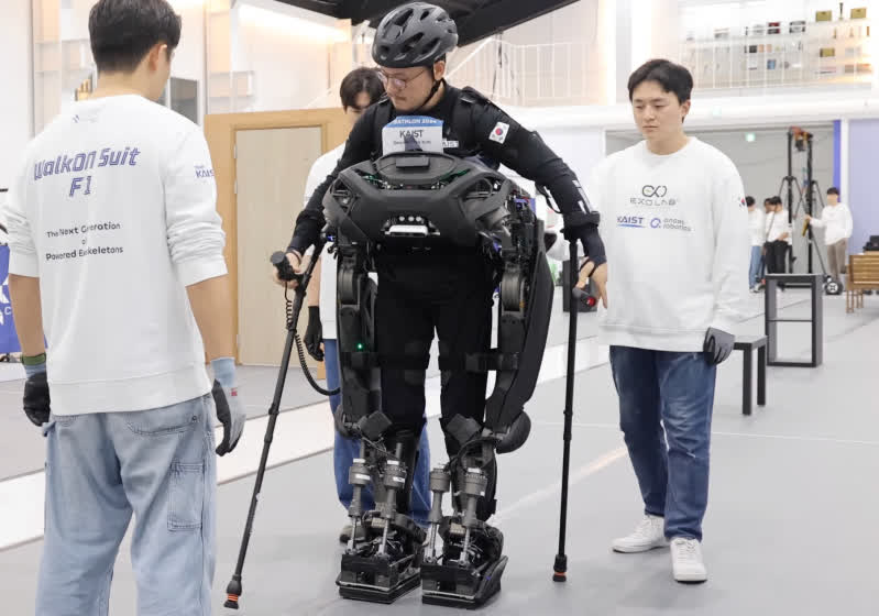 Iron Man-inspired exoskeleton helps paraplegics walk again