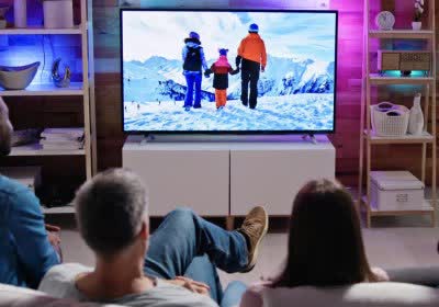 cutting americans streaming subscriptions