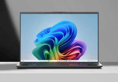 fujitsu copilot laptop