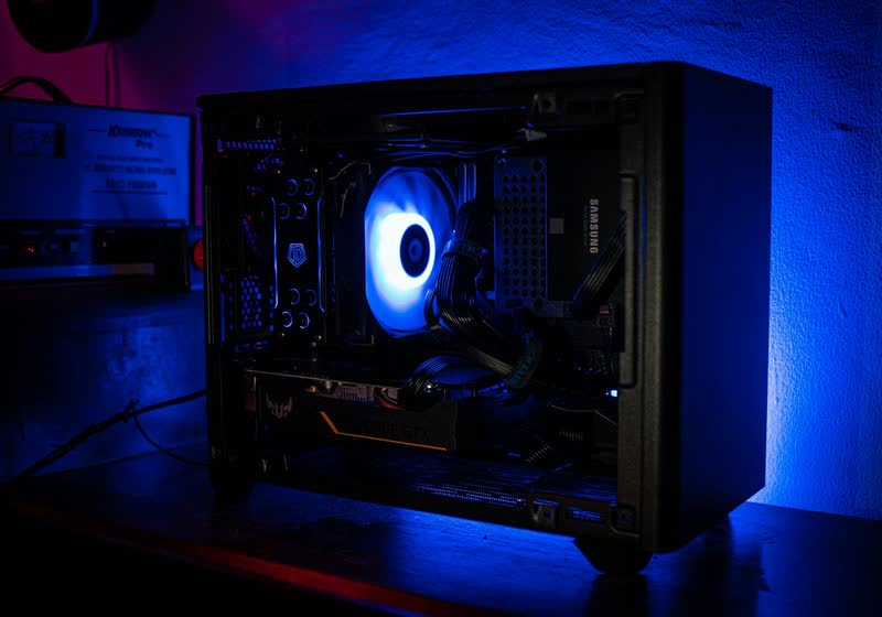 China's homegrown Hygon CPU posts performance on par with Intel's Core i7-14700