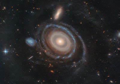 hubble galaxy hubble space telescope