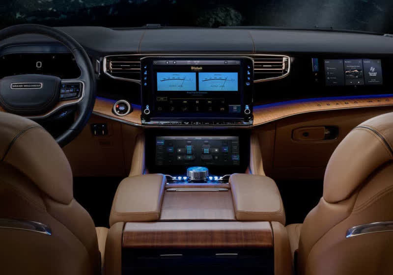 Jeep's latest annoying pop-up ad nags you to buy an extended warranty at every stop sign