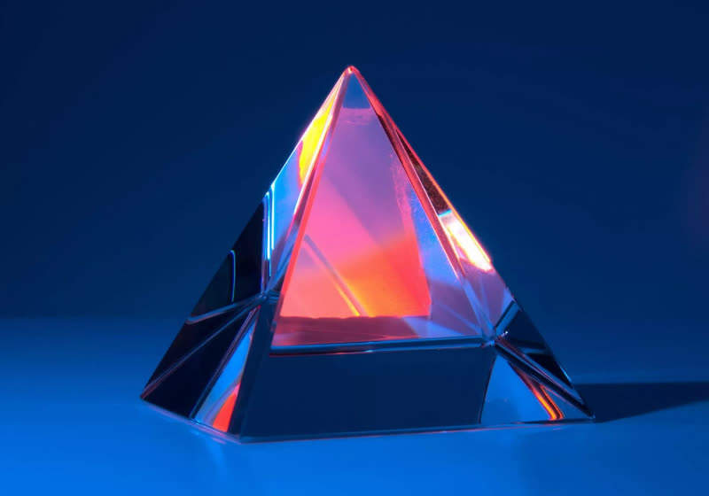 Scientists use crystals to cram terabytes of data into millimeter-sized memory