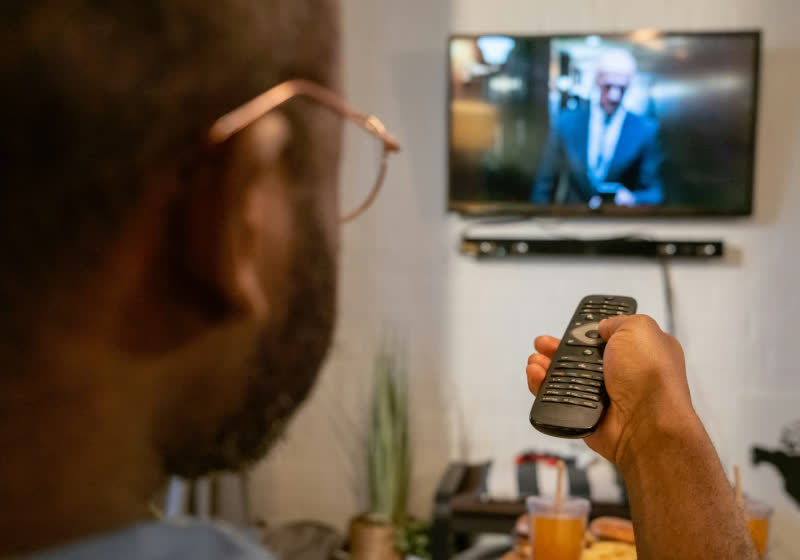 How many episodes should you watch before giving up on a TV show (and what do statistics say)?