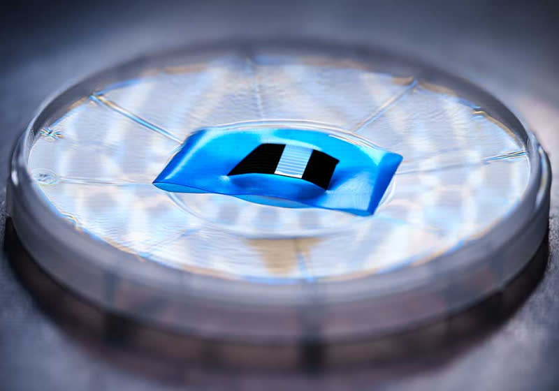 Startup wants to use lasers to cool chips in a weirdly precise way
