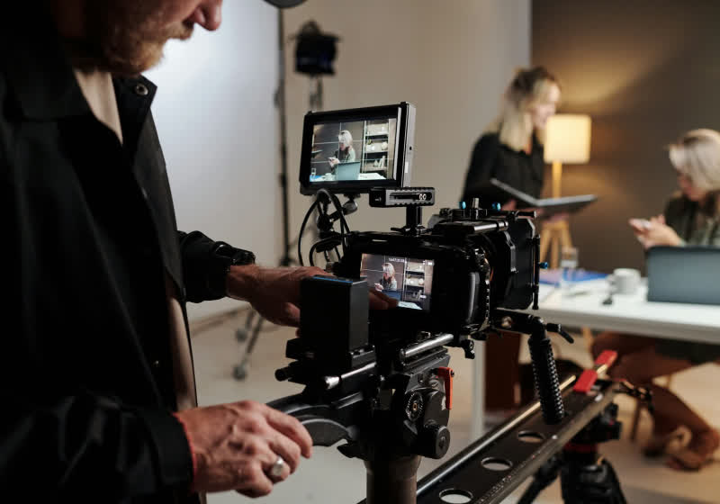 Google launches "100 Zeros" movie and TV venture to boost its brand image