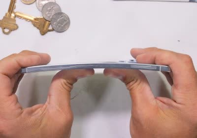 samsung galaxy s25 edge jerryrigeverything samsung samsung galaxy s25 edge with video